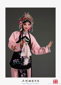 ﻿陕甘秦腔戏迷争霸赛甘肃赛区(05) 甘肃电视台大戏台20140502_高清.mp4